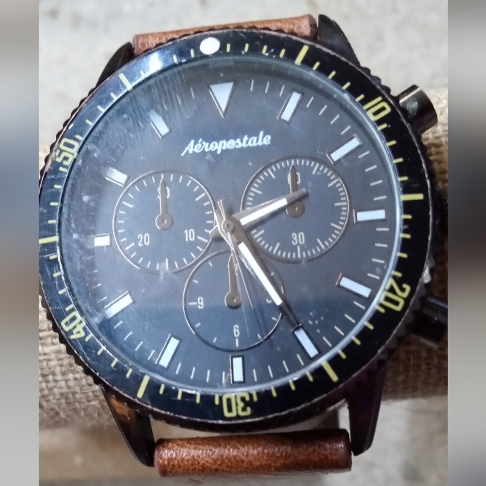 Mens watch